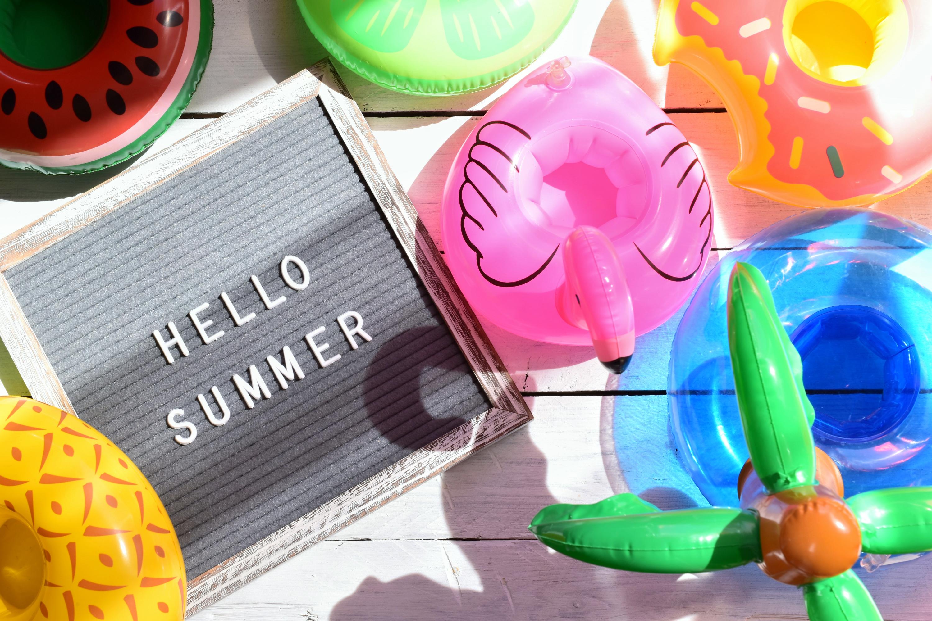 Designing Eye-Catching Stickers for Summer Events
